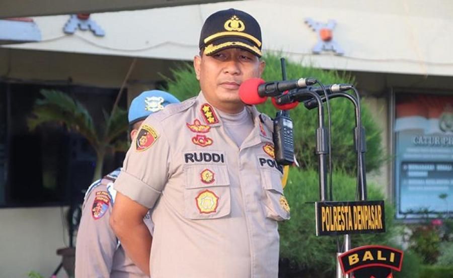 podiumnews.com-Polresta Denpasar Gelar Patroli Tempat Ibadah dan Keramaian
